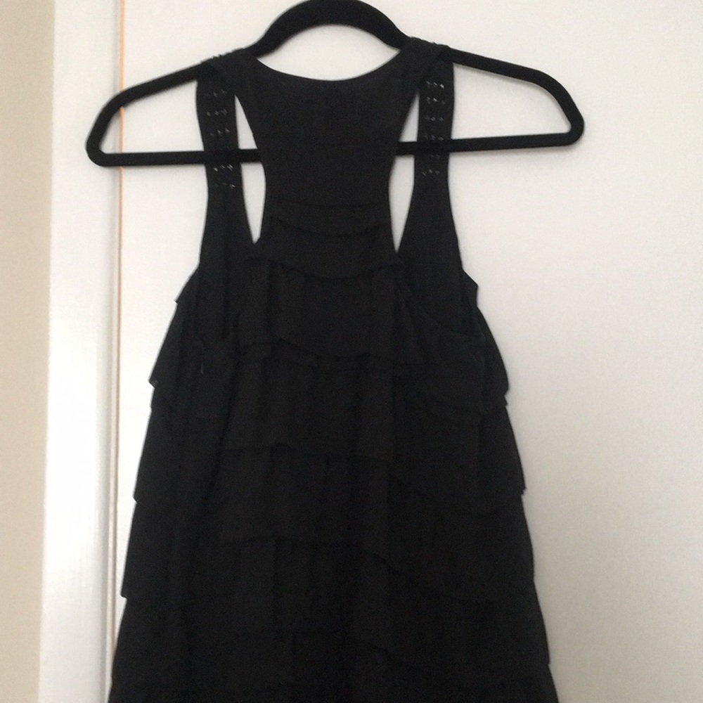 Black Ruffled Top! - Picture 4 of 5